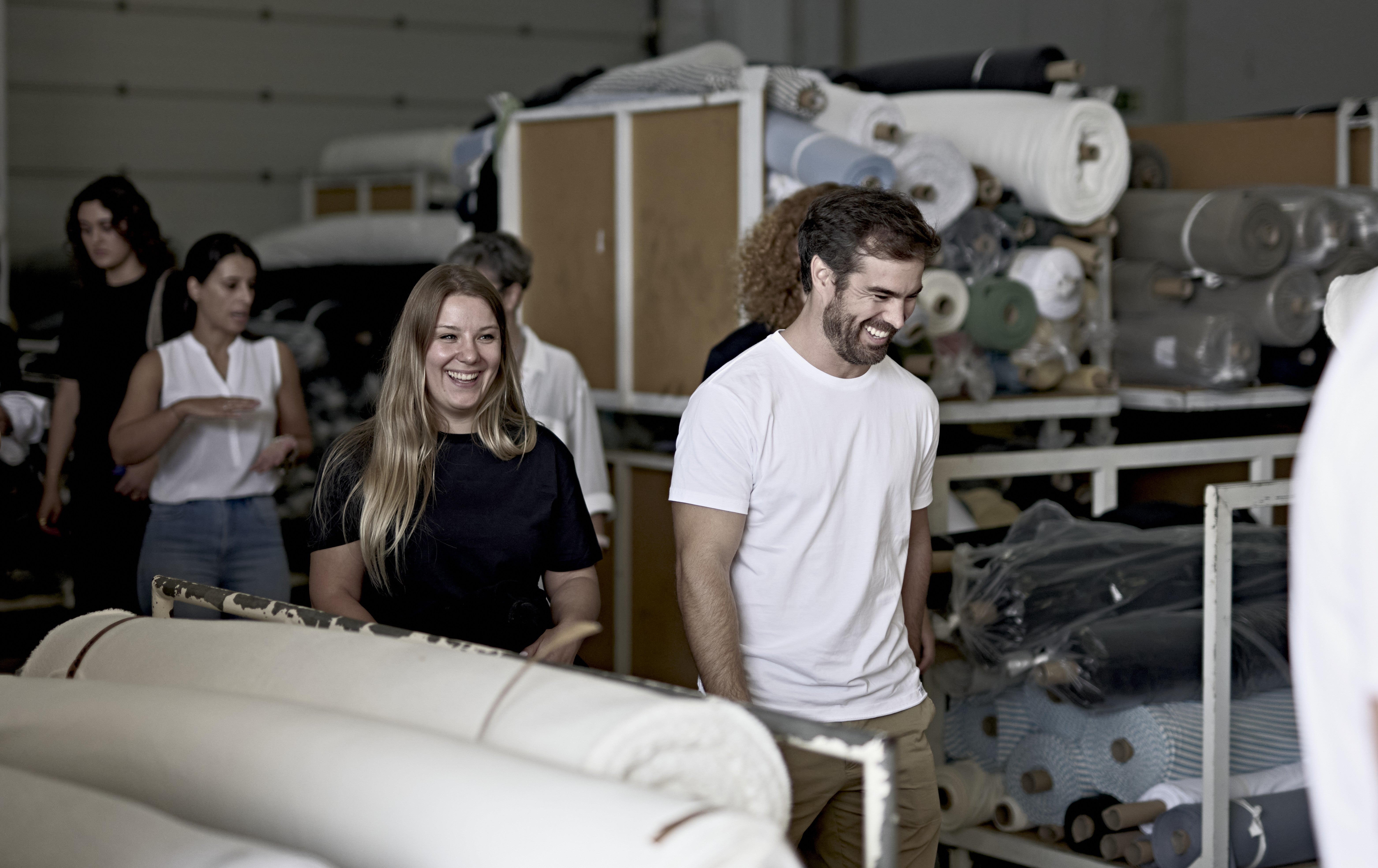 T-Shirts and Polos with Logo: Sustainably Printed for Your Business