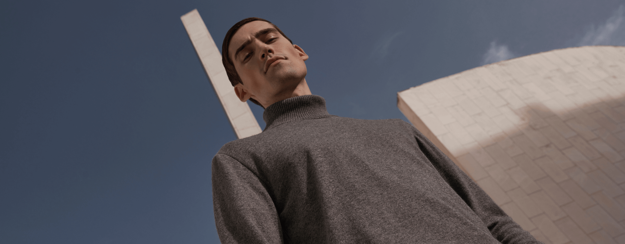 Performance Fabrics in Winter: From Fleece to Merino Wool