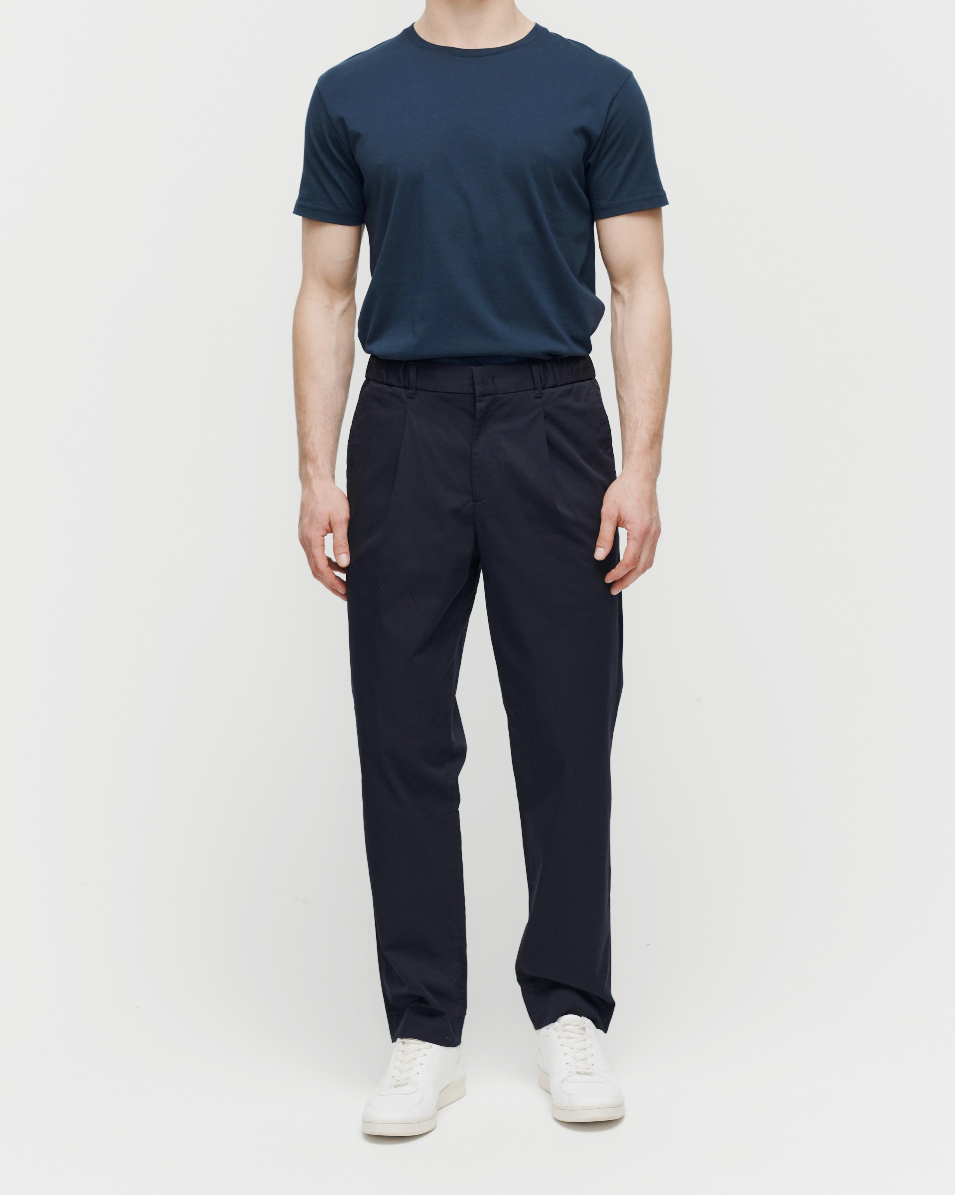 The Relaxed Chino - Navy