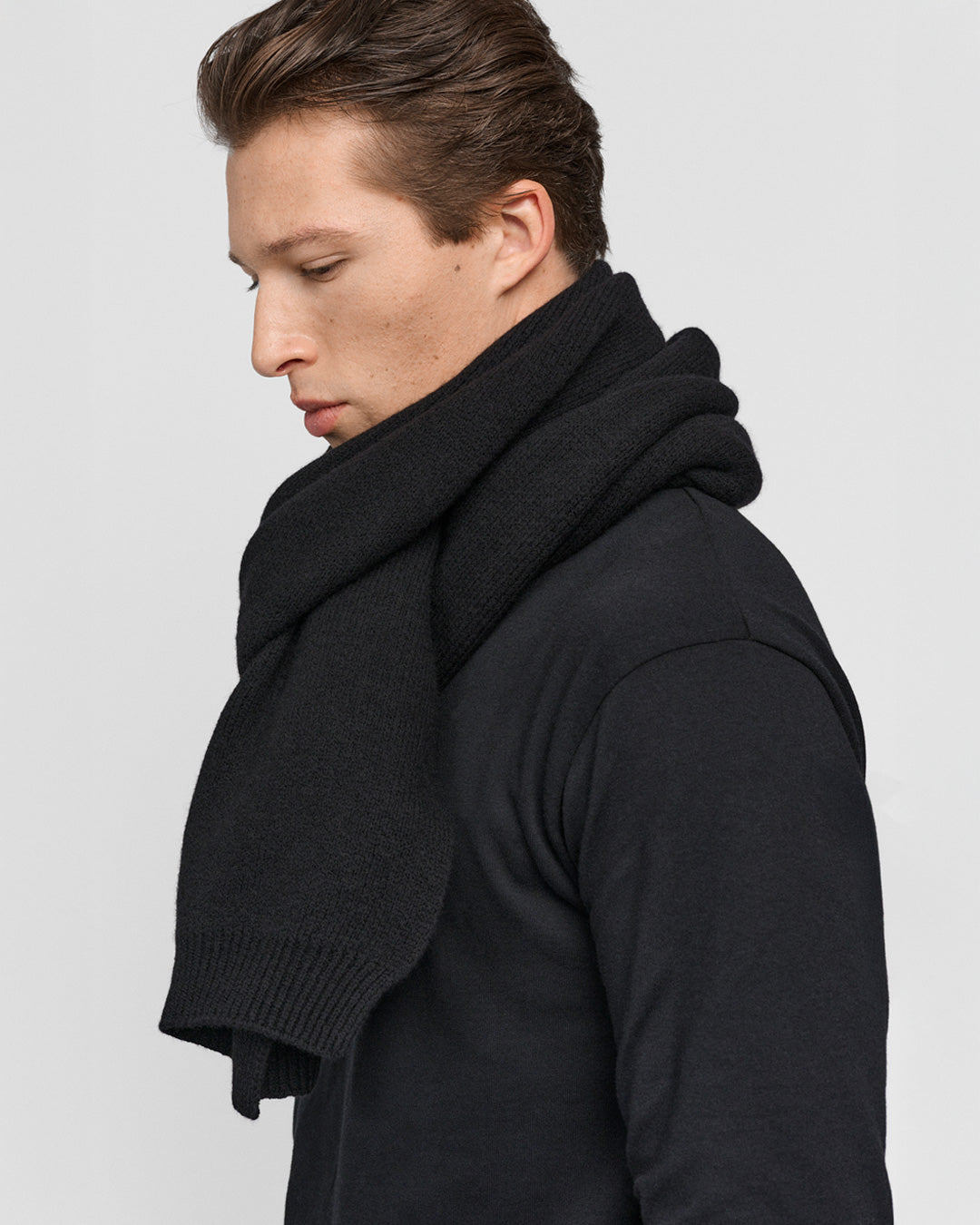 Der Merino-Schal – Schwarz