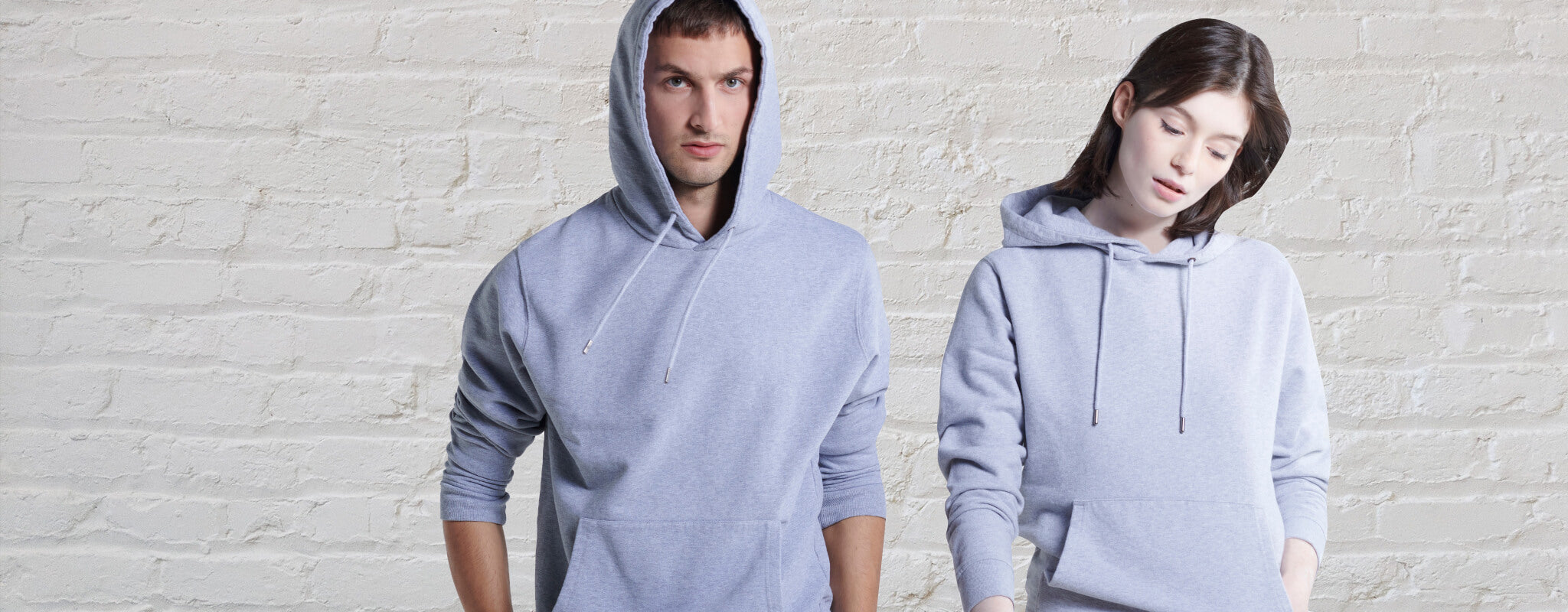 How to style a grey hoodie? 5 outfit ideas for men & women