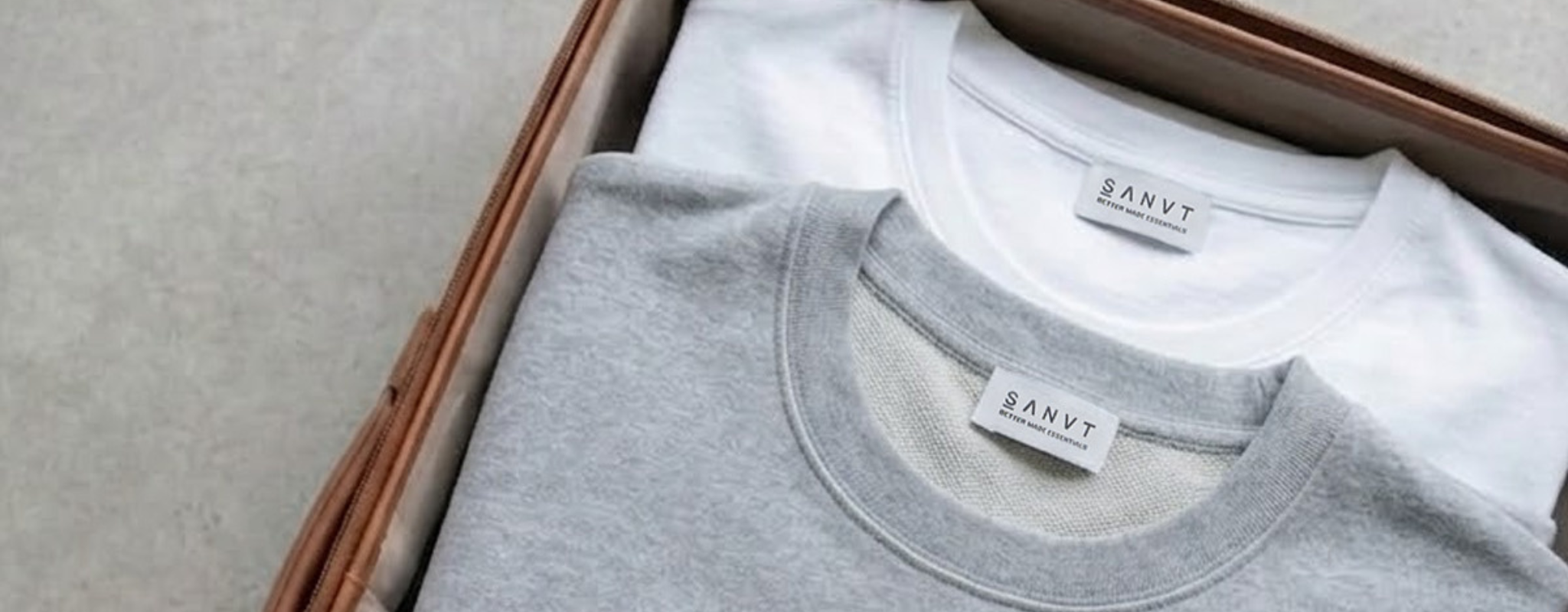 Packing Light: 7 Essentials for Your Summer Holiday