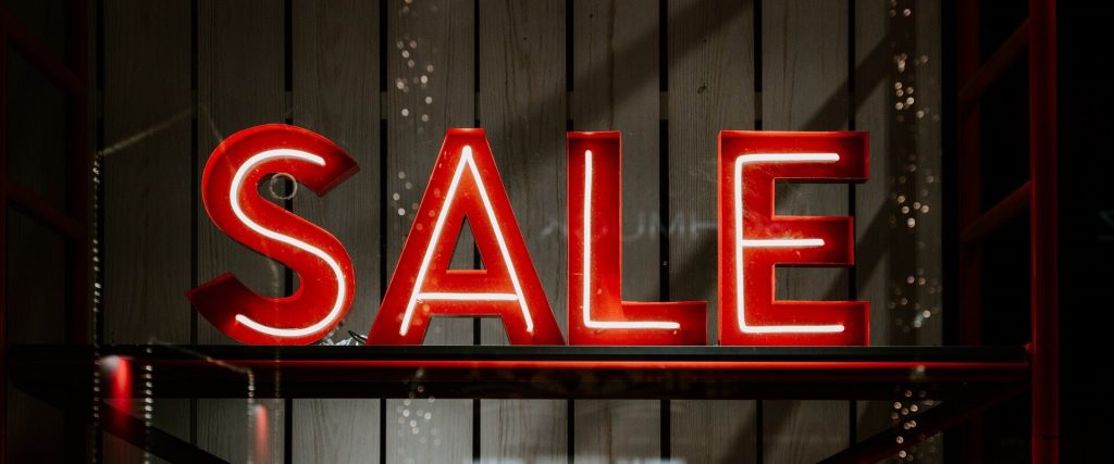 Black Friday vs. Green Friday Sustainability vs. Consumption