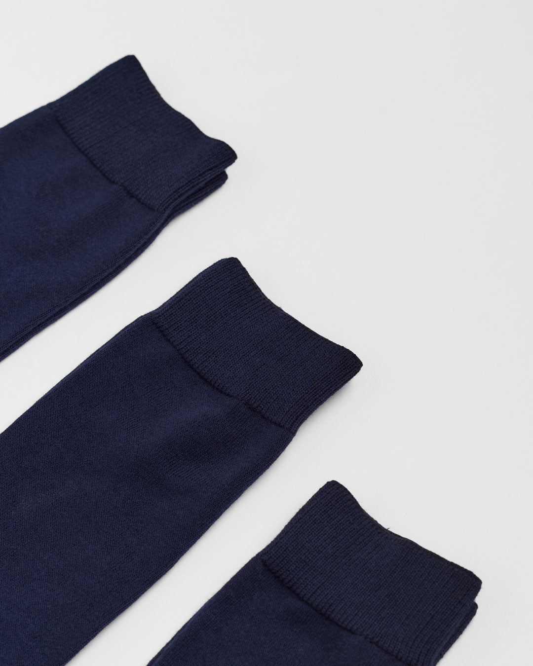 Premium 3-Pack Crew Navy Socks – Organic Cotton, Seamless Comfort