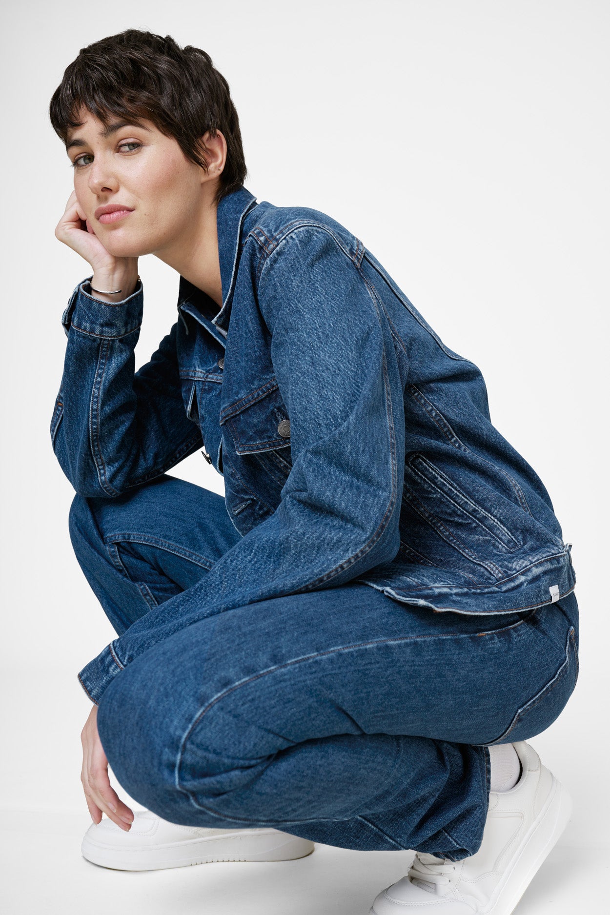 The Unisex Denim Jacket - Washed Blue