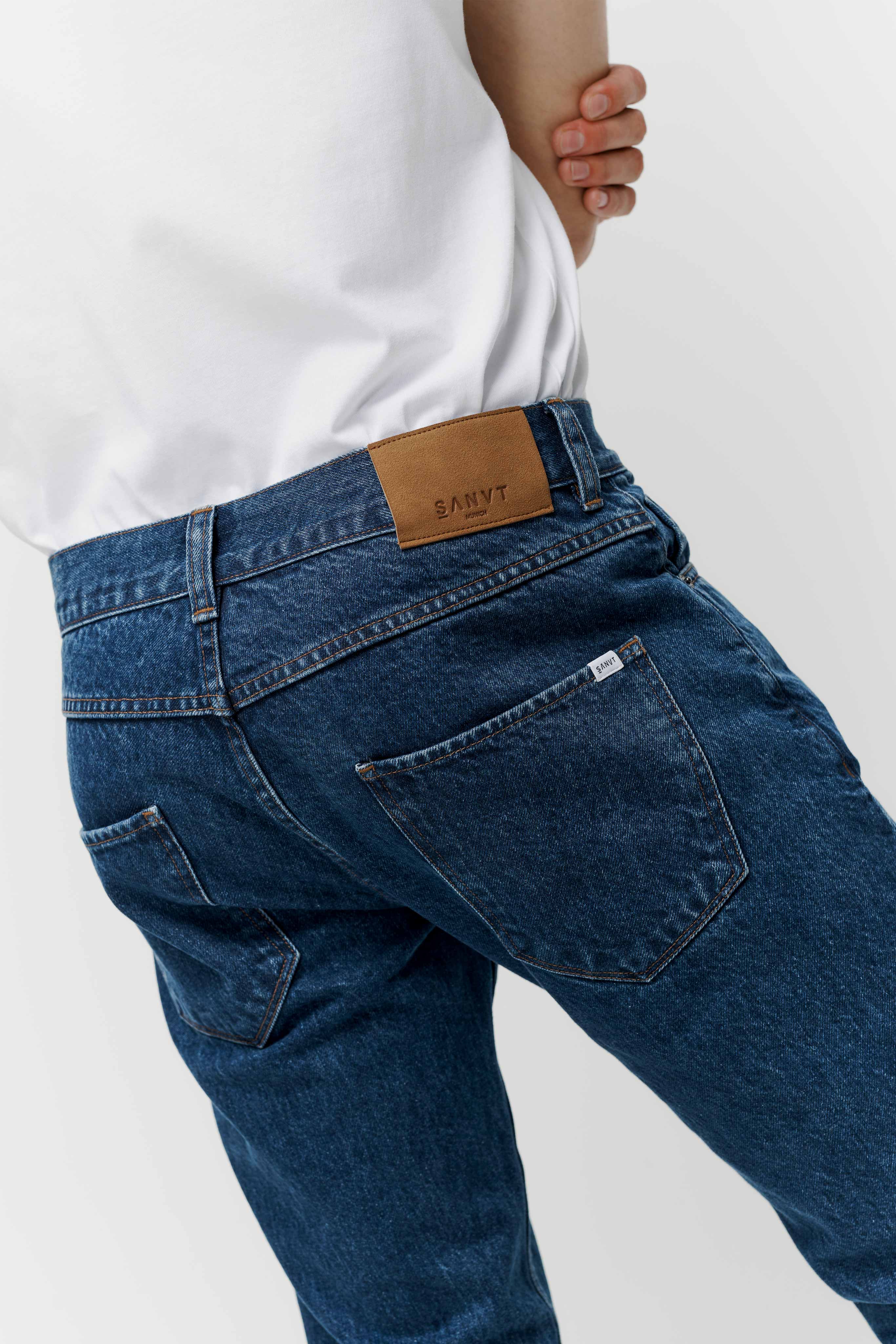 Neuf avec étiquettes costume garçon taille 18M 4 pièces par Happy Fella Neuf avec étiquettes costume garçon taille 18M 4 pièces par Happy Fella
