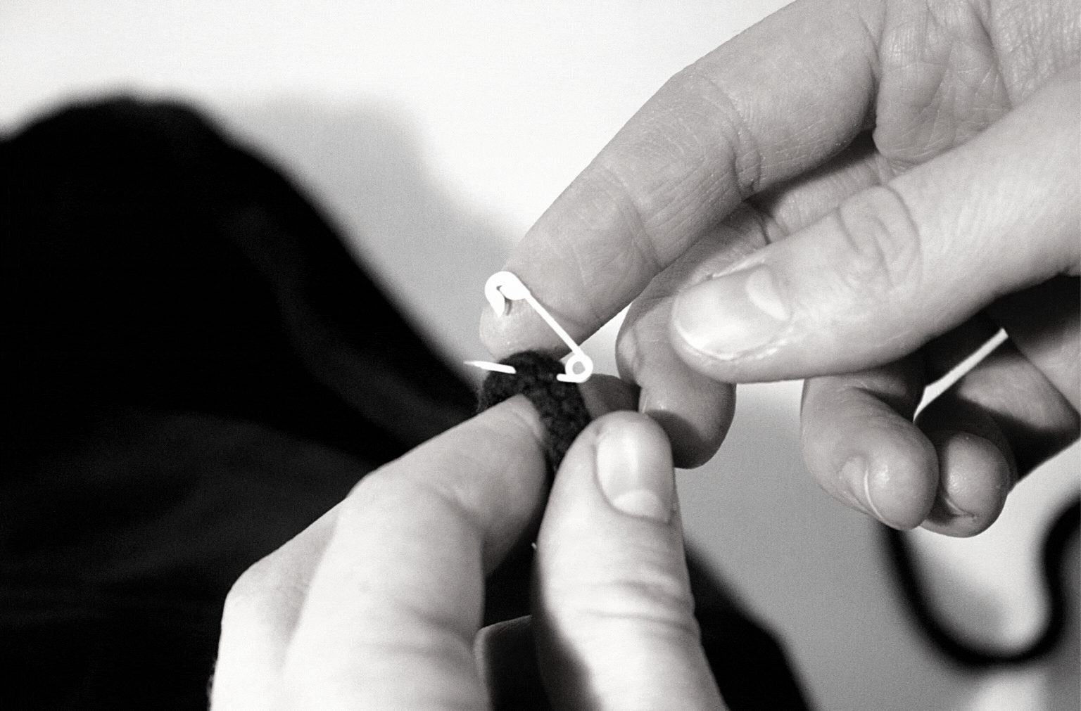 Repair String How to repair & fix your clothes | SANVT Care Guides